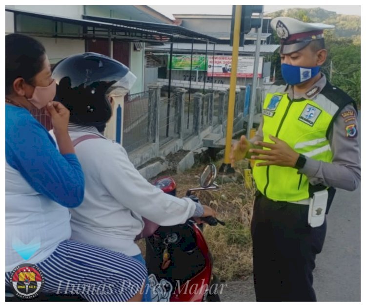 Masuki New Normal Life, Sat Lantas Polres Mabar Tetap Melaksanakan Pengaturan