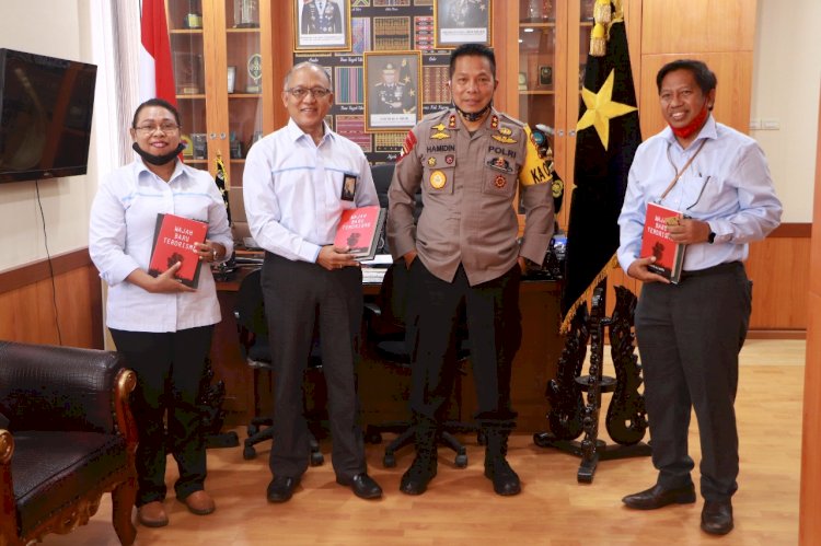 Mempererat Tali Silaturahmi, Kapolda NTT Terima Kunjungan GM PT. PLN (Persero) UIW NTT yang Baru