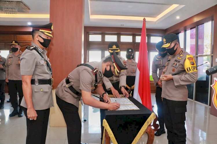 Kapolda NTT Pimpin Sertijab Kapolres Ende dan Kapolres Alor