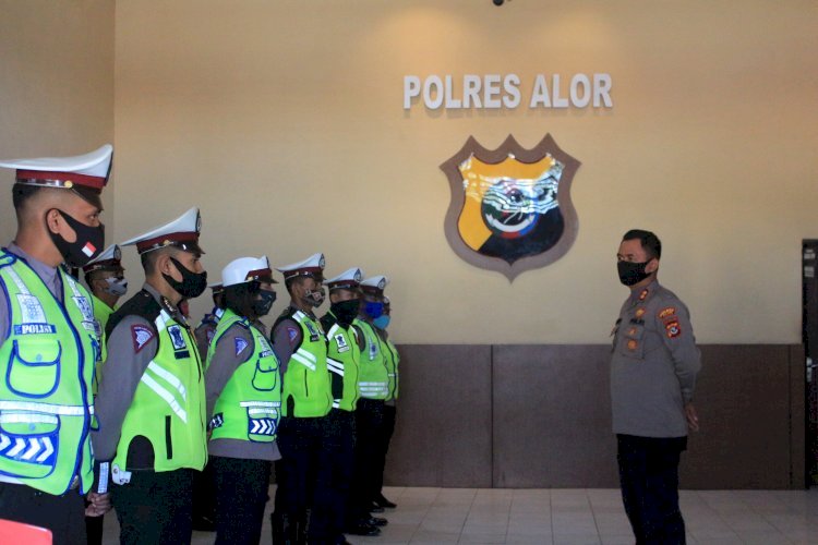 Kapolres Alor Berikan Arahan Kepada Anggota Satlantas Polres Alor