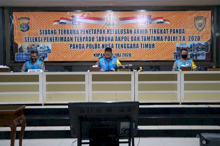 Kapolda NTT Pimpin sidang terbuka penetapan kelulusan akhir tingkat panda seleksi penerimaan terpadu Taruna Akpol dan Tamtama Polri TA. 2020