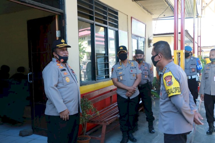 Wakapolda NTT Lakukan Pengecekan Ruangan Satker di Mapolda NTT