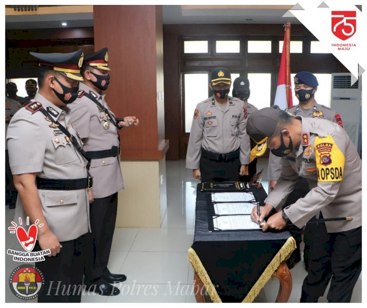 Kapolda NTT Pimpin Upacara Serah Terima Jabatan Kapolres Mabar