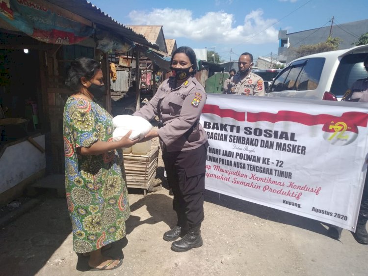 Peringati Hari Jadi Polwan ke 72, Polwan Polda NTT salurkan bantuan sembako dan masker