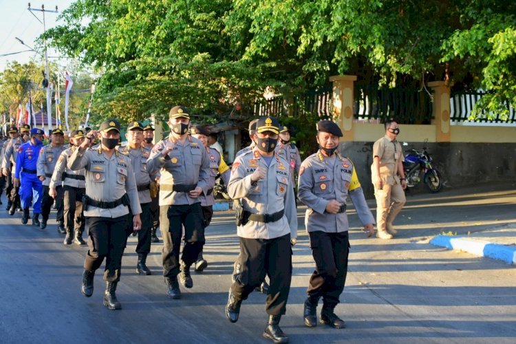 Kunjungi Brimob Polda NTT, Kapolda NTT Long March Bersama Pejabat Utama Polda NTT