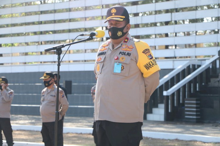 Wakapolda NTT Pimpin Apel Kampanye Serentak Pemakaian Masker di Wilayah NTT