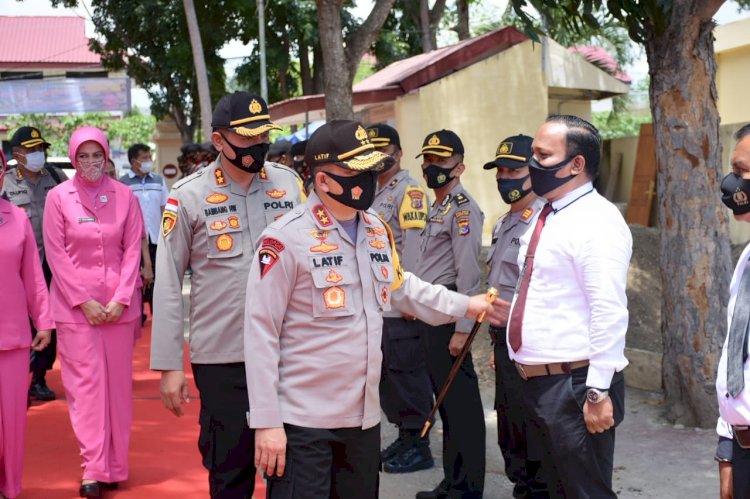 Kunker ke Polres Mabar, Kapolda NTT : Laksanakan Tugas Dengan Baik dan Jangan Jadikan Kekurangan Sebagai Penghalang