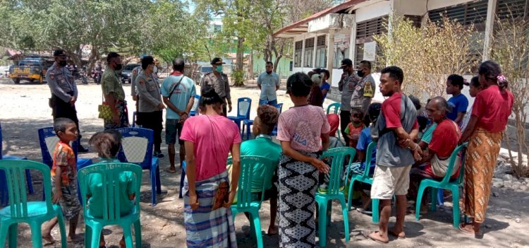 Jalin Silahturahmi Kapolres Sambangi Warga Besipae