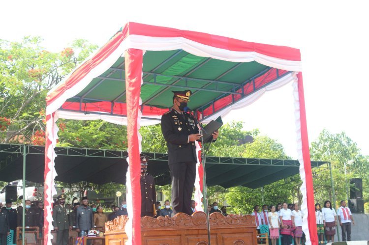 Peringati Hari Pahlawan, Kapolres Alor Pimpin Upacara Hari Pahlawan dan Tabur Bunga