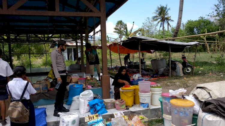 Himbauan Adaptasi Kebiasaan Baru, Polsek Pantar Barat Laksanakan Patroli Pasar