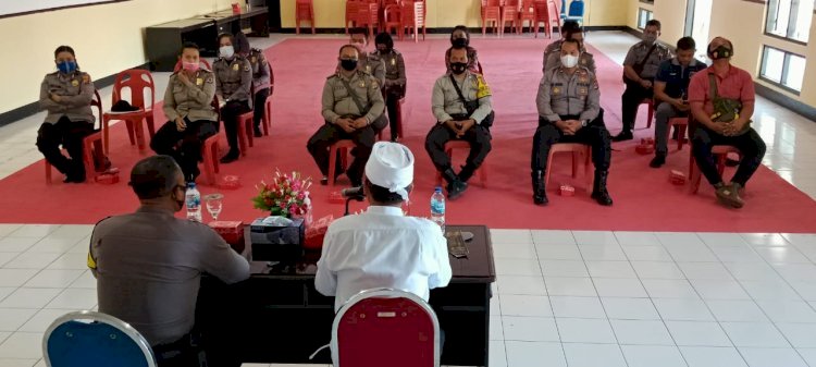 Pembinaan Rohani Dan Mental Agama Hindu Personil Polres Ende