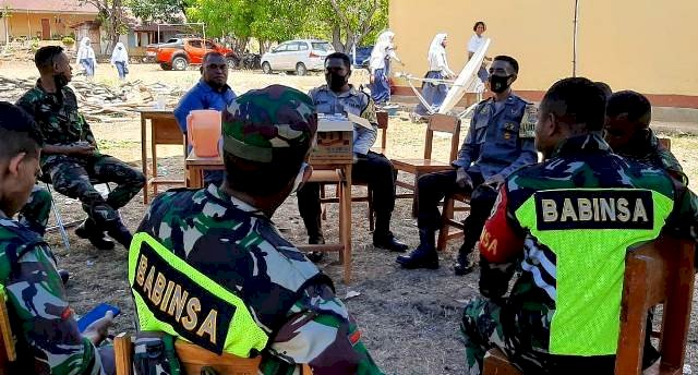 Sinergitas TNI/POLRI, Bhabinkamtibmas Bersama Babinsa Tanjung Bunga Sambang Desa Binaan