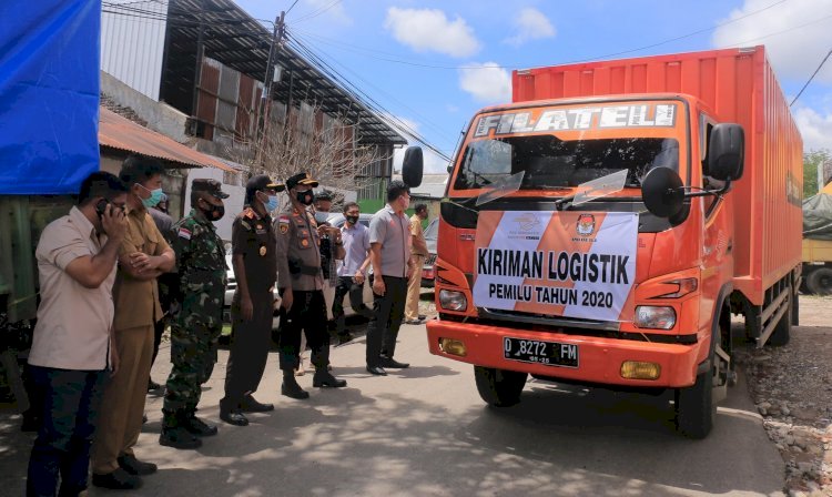 Personel Polres Belu Kawal Logistik Pilkada Ke Tingkat PPK