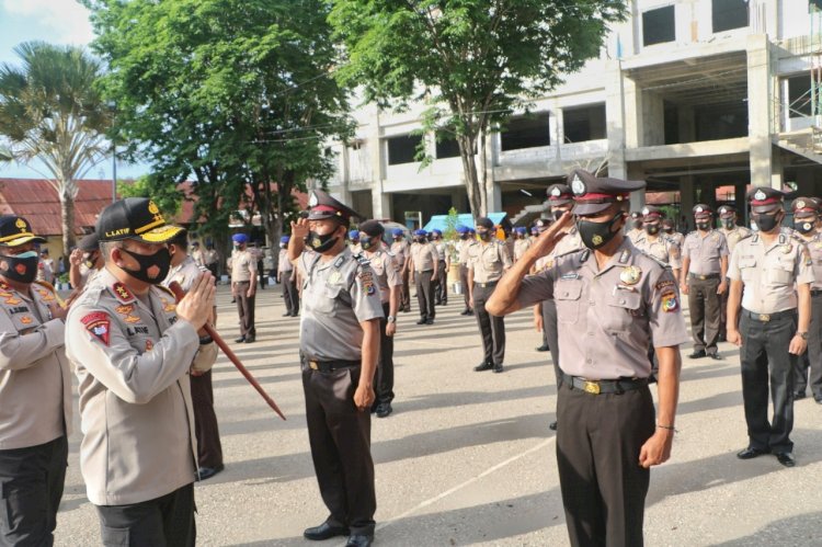 Kapolda NTT Pimpin Upacara Korp Raport Kenaikan Pangkat Personel POLRI dan ASN