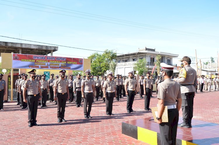 Puluhan Personil Polres TTS Mendapat  Kenaikan Pangkat