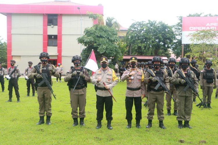 Pimpin Pelepasan Personil Brimobda NTT BKO Polda Papua, Kapolda NTT : Tugas Adalah Suatu Kehormatan