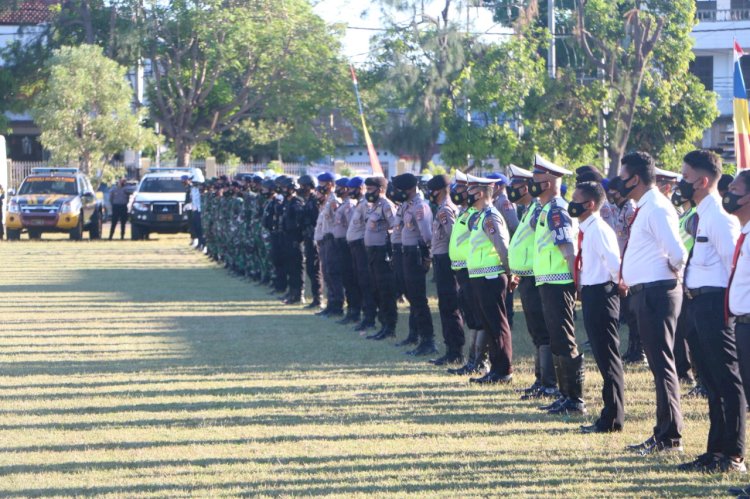 Pimpin Apel Gelar Pasukan Ops ketupat Ranakah Tahun 2021, Kapolda NTT Imbau Masyarakat Tidak Lakukan Takbir Keliling