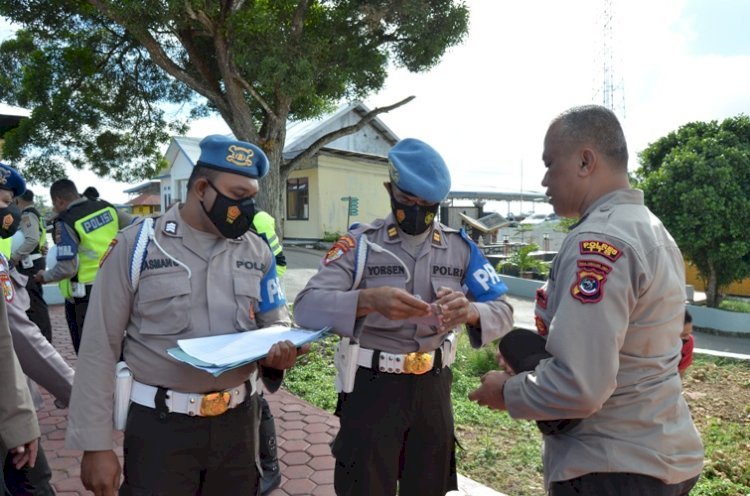 Kunjungi Polres TTS, Kabidpropam Polda NTT Ingatkan Anggota Bijak dalam Bermedsos