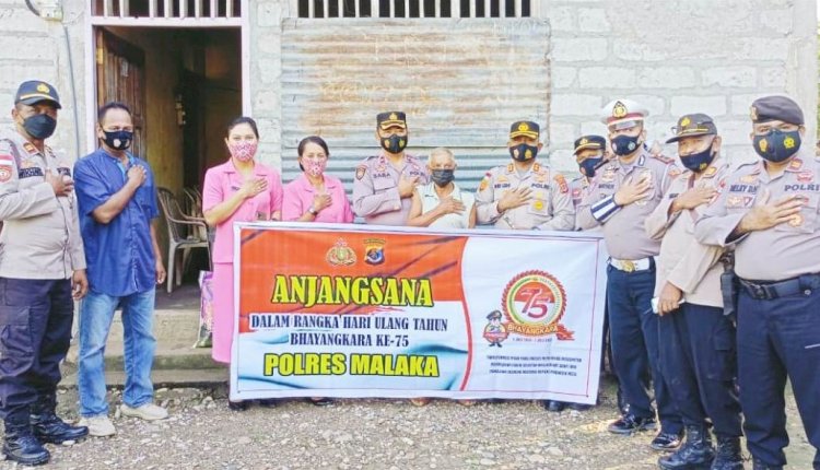 Menyongsong Hari Bhayangkara ke-75, Jajaran Polres Malaka Gelar Anjangsana dan Tabur Bunga