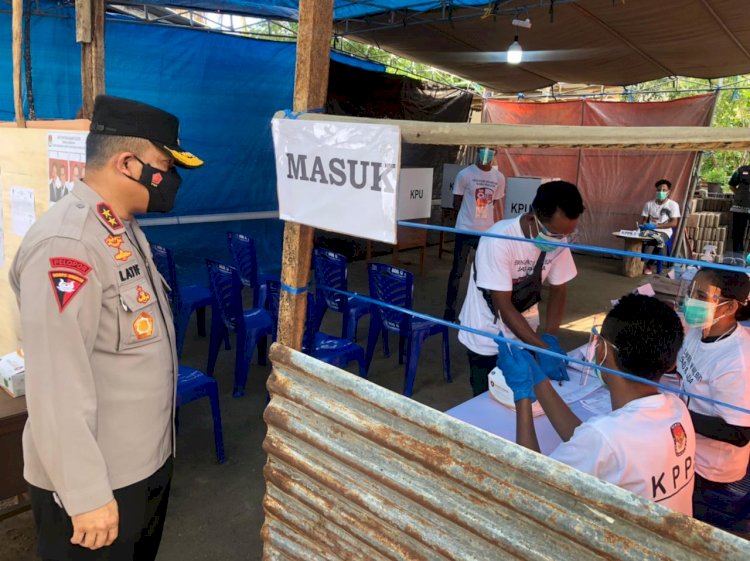 Tinjau Langsung TPS, Kapolda NTT Ingatkan Taati Protokol Kesehatan