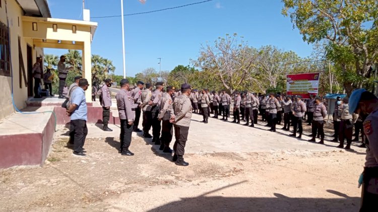 Pelepasan BKO Polda NTT, Kapolres Sabu Raijua : Terima Kasih, Jaga Kesehatan dan Patuhi Prokes