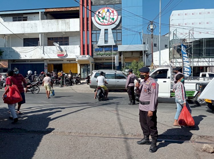 Ingatkan Masyarakat Bahaya Penyebaran Covid-19, Satbrimoda NTT Gencar Beri Imbauan Prokes di Kota Kupang