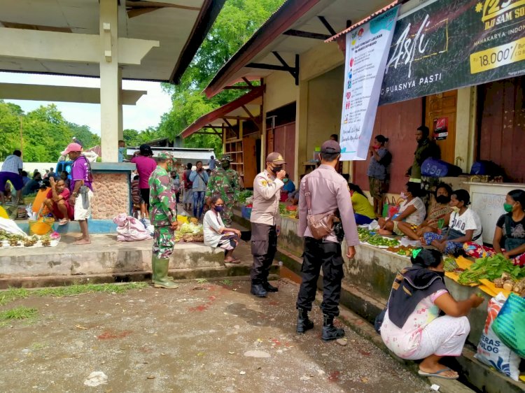 Putus Mata Rantai Penyebaran Covid-19, Polsek Alor Timur Laut Laksanakan Patroli di Pasar