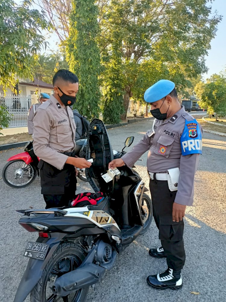 Tegakan Disiplin dari Dalam, Provost Polda NTT Tertibkan Kelengkapan Anggota