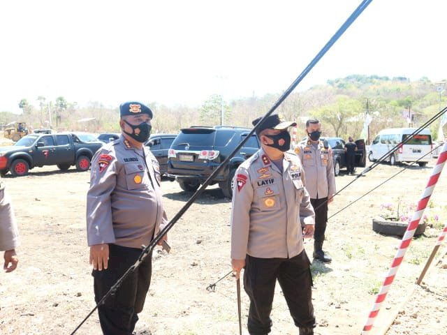 Kapolda NTT Tinjau Pembangunan Mako Brimob dan Rumah Dinas Brimob Kompi IV Labuan Bajo