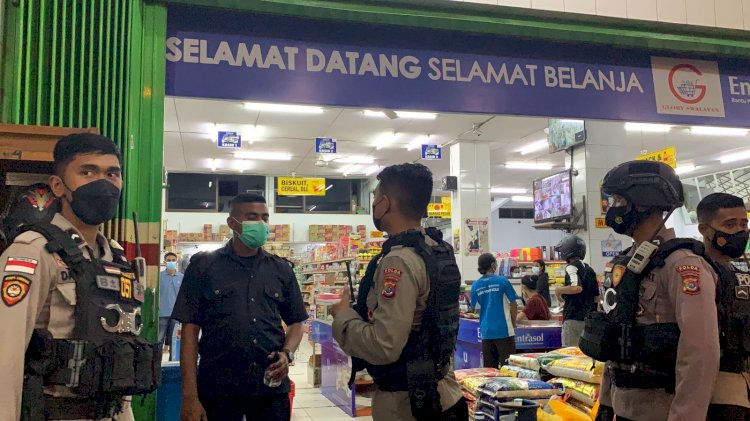 Ditsamapta Polda NTT Gencar Patroli Malam Imbau Masyarakat Taat Prokes