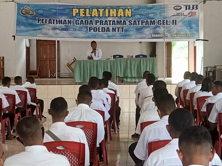 Ditbinmas Polda NTT Bekali Peserta Pelatihan Gada Pratama Satuan Pengamanan dengan Materi Ilmu Kepolisian