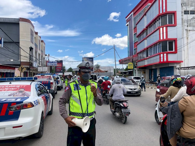 Hari Pertama Ops Zebra Ranakah 2021, Ditlantas Polda NTT Beri Edukasi Kamseltibcarlantas kepada Masyarakat