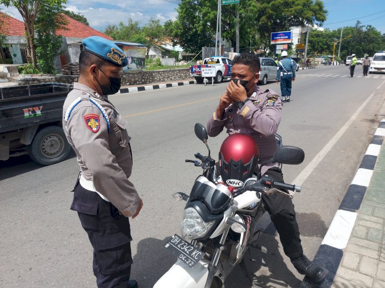 Operasi Zebra Ranakah 2021, Provost Polda NTT Tertibkan Anggota Saat Berkendaraan