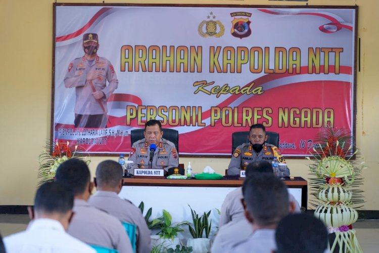 Beri Arahan Anggota Polres Ngada, Kapolda NTT : Dengan Bersyukur Kita Akan Terhindar Dari Pelanggaran