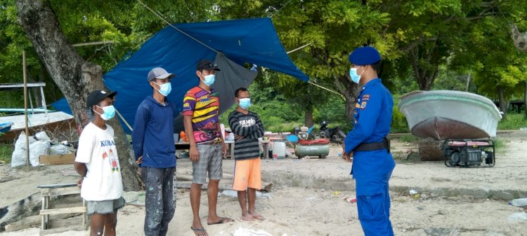 Cegah Gangguan Kamtibmas di Daerah Pesisir Mabar, Personel Ditpolairud Polda NTT Optimalkan Patroli Dialogis