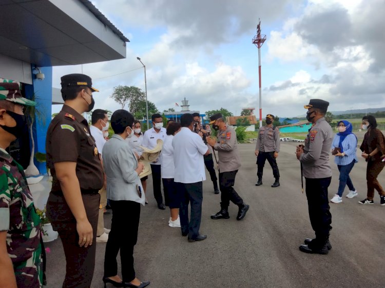 Perdana ke Kabupaten Rote Ndao, Kapolda NTT Disambut Hangat Bupati dan Forkopimda