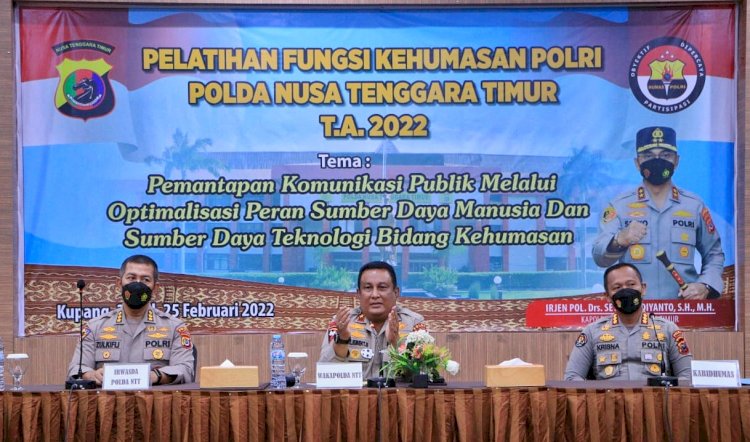 Wakapolda Minta Pengemban Fungsi Kehumasan Tampil Sebagai Petarung