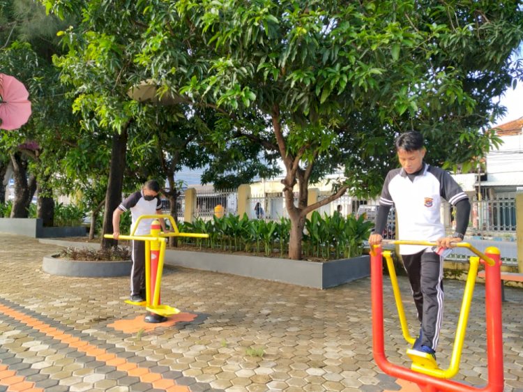 Jaga Kesehatan Tubuh di Masa Pandemi, Personel Polda NTT Gelar Olahraga Secara Mandiri