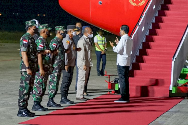 Lanjut Kunker Ke Bali, Kapolda NTT Bersama Forkopimda Lepas Keberangkatan Presiden RI di Bandara El Tari Kupang