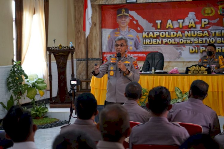 Kapolda NTT Tegaskan Anggota Polres Sumba Barat Untuk Tidak Melakukan Pelanggaran dan Berikan Pelayanan Terbaik Kepada Masyarakat