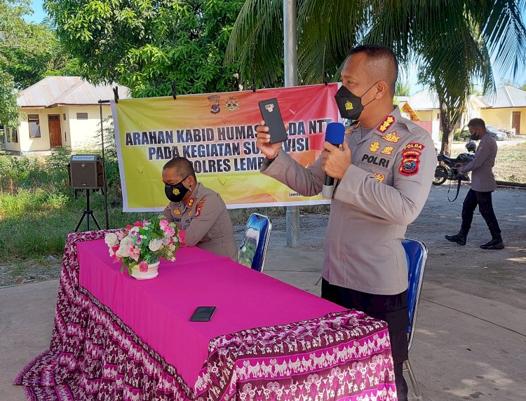 Supervisi ke Polres Lembata, Kabidhumas Polda NTT Ajak Anggota Memviralisasikan Kegiatan Positif Polri