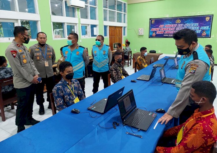 Wakapolda NTT pantau ribuan casis bintara ikut tes psikologi