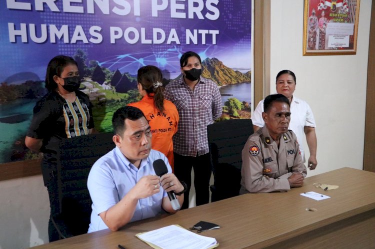 Konferensi Pers Kasus Penkase, Dirreskrimum Polda NTT : Hari Ini Kami Tahap I Berkas Perkara Tersangka Ira Ua ke Kejaksaan