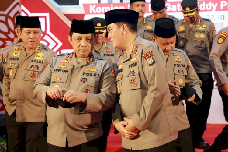 Wakapolri Letakkan Batu Pertama Pembangunan Masjid Al Kostoeri 