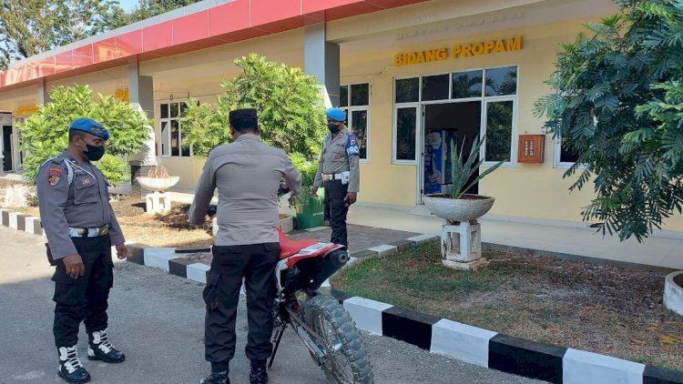 Tegakkan Disiplin, Provost Polda NTT Amankan   Kendaraan Anggota yang Tidak Sesuai Aturan