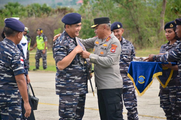 Tiba di Kupang, Panglima Koarmada II Disambut Hangat Kapolda NTT bersama Forkopimda