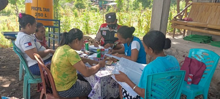 Bhabinkamtibmas Bripka Agus Nahak Sambangi Warga Agar Turut Serta Mendukung Polri Jaga Kamtibmas