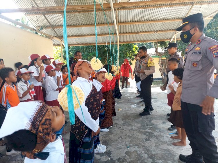 Polsek  Meriahkan Hari Bhayangkara Ke-76, Polsek Nangapanda Gelar Lomba Baris Berbaris dan Permainan Tradisional