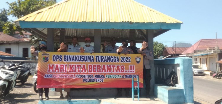 Ops Bina Kusuma Turangga 2022, Sat Binmas Polres Ende Sambangi Tempat Umum Berikan Penyuluhan