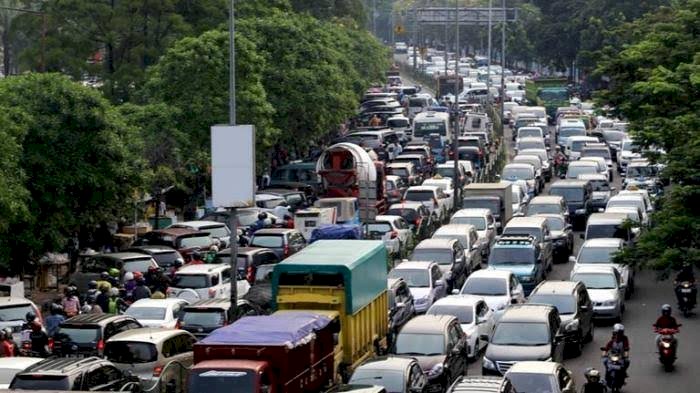 Polisi Kita  Warga Apresiasi Polisi Terapkan One Way Saat Arus Mudik: Aman, Nyaman dan Lancar